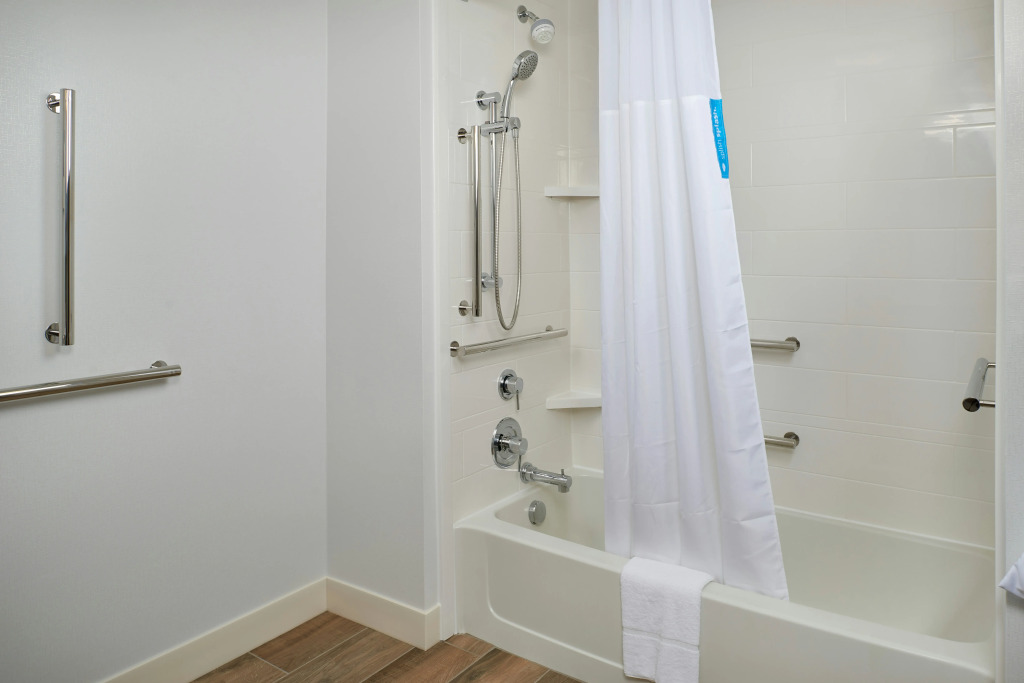Hampton Inn & Suites Rogers