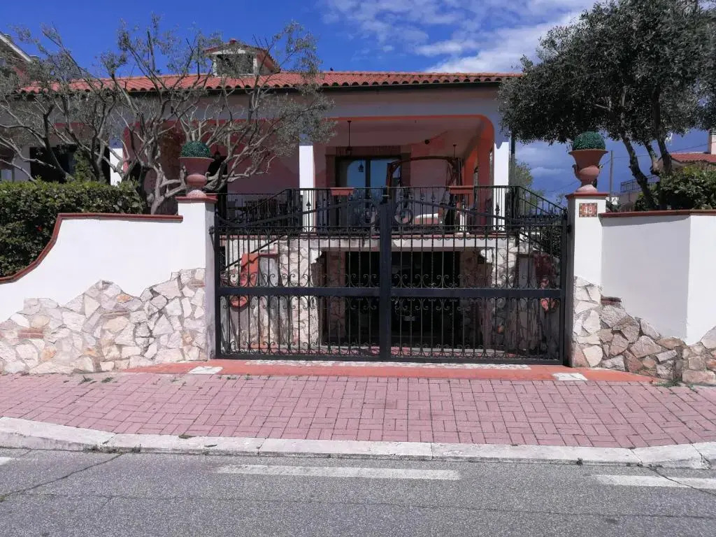 Villa Carlini