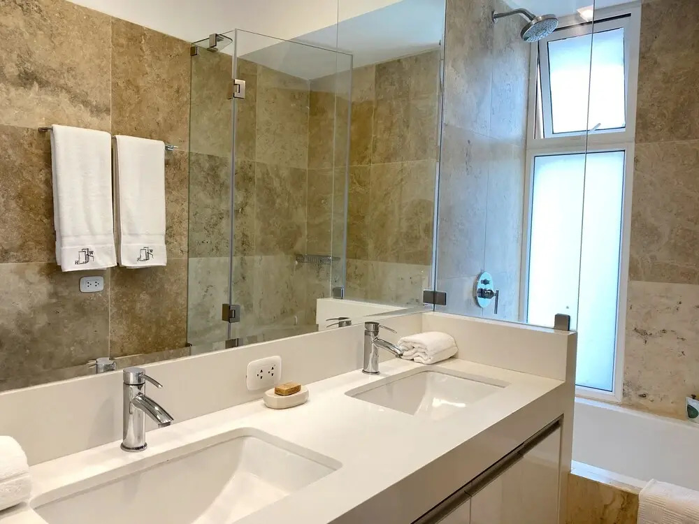 High Ceiling 3BR in San Isidro by Wynwood-House