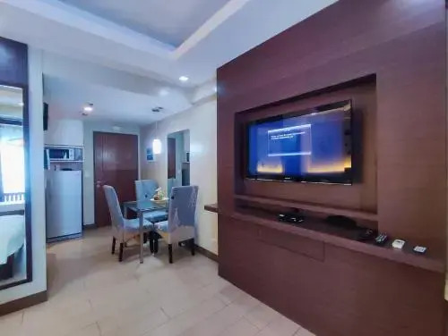 One Palm Tree Villas Near NAIA 3