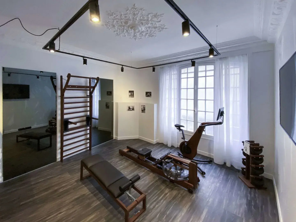 TRIBE Paris Batignolles