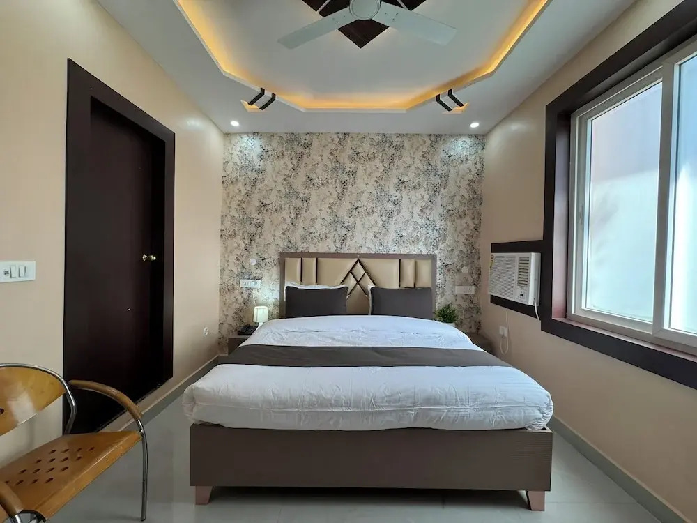 Hotel Anmol Inn
