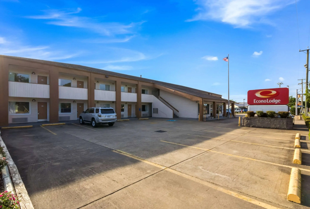 Econo Lodge Little Creek