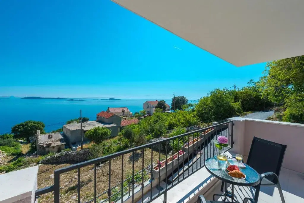 Apartments Villa Made 4U