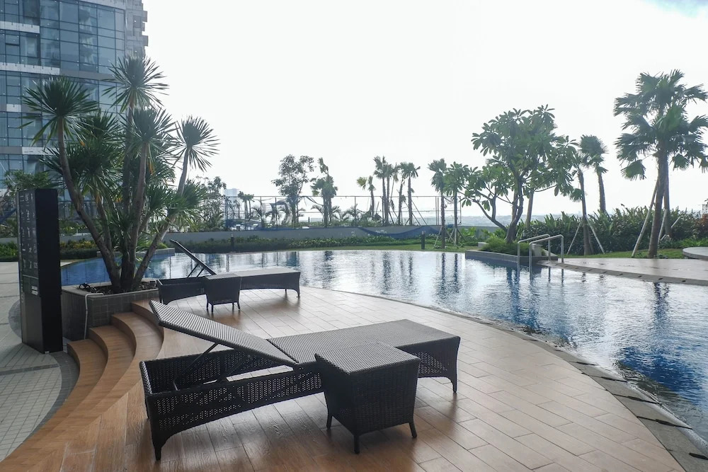 Magnificent Studio With Mall Access At Benson Supermall Mansion Apartment