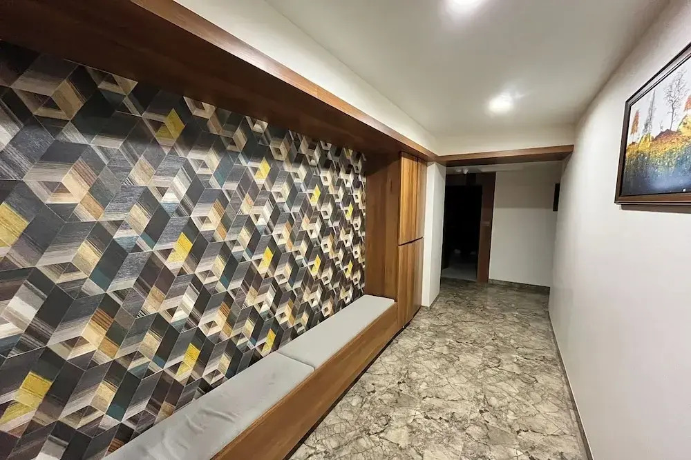 Hotel Moon Light Isanpur Ahmedabad