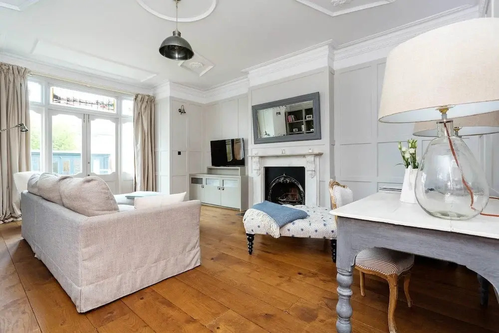 Chic Interiors near Streatham Common