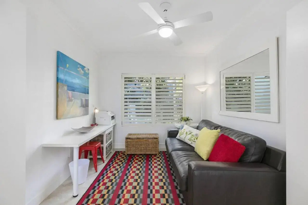 76 Upper Hastings Street Apartment