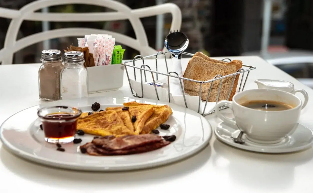 Urban Chic Boutique Hotel & Cafe