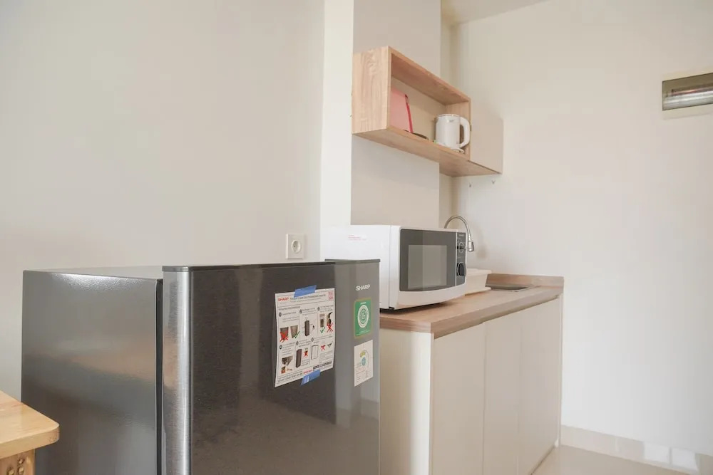 Good And Comfy 1Br (No Kitchen) At Citra Living Apartment