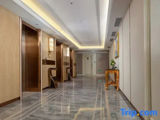 Vienna International Hotel (Nanning Wuxiang Wanxiang Hui Branch)