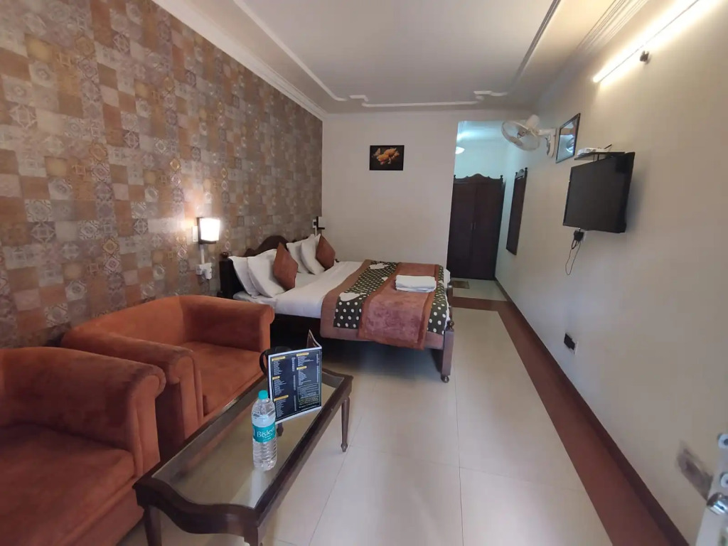 Hotel Aroma Nainital