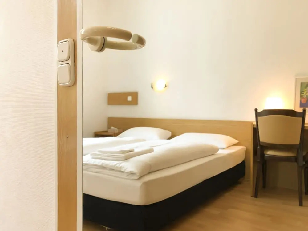 Hotel Moon