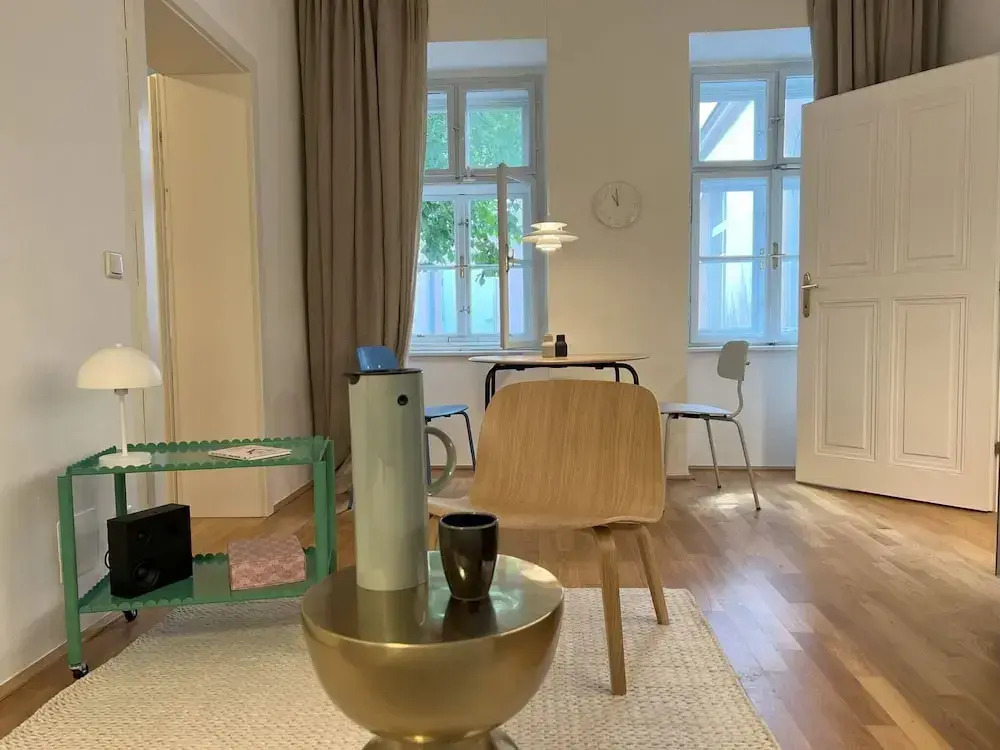 Chic Apartment Right by the Museum Quarter