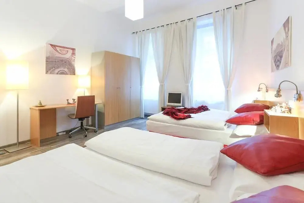 Treasure Home Apartment 1050
