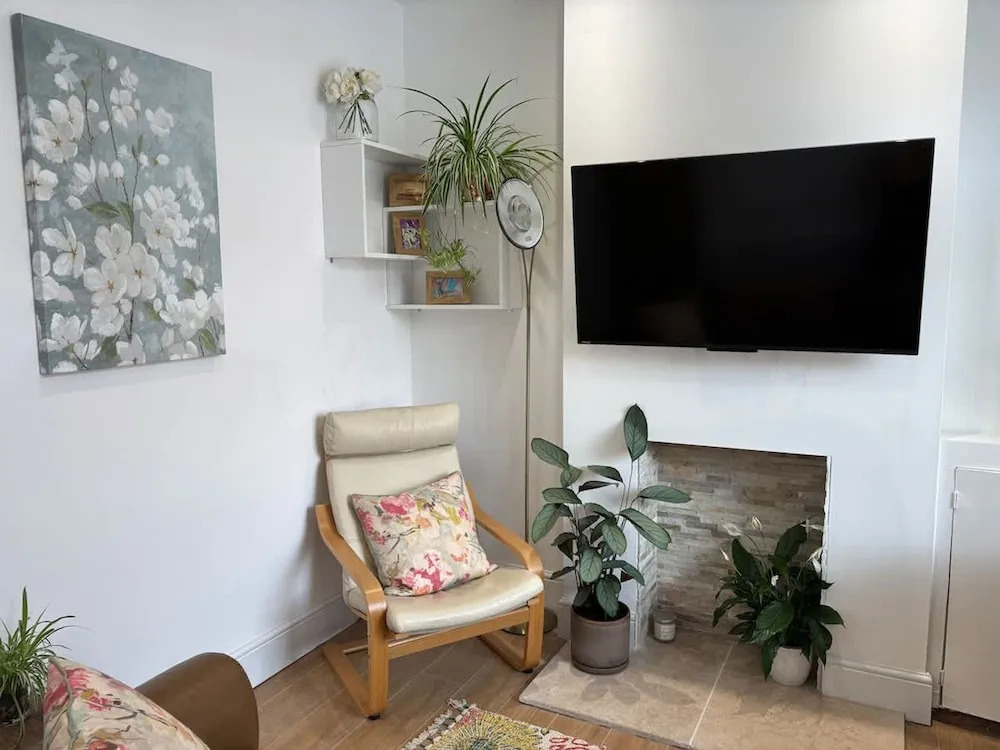 Perfect Booking 2 Bed Home in Didsbury Village