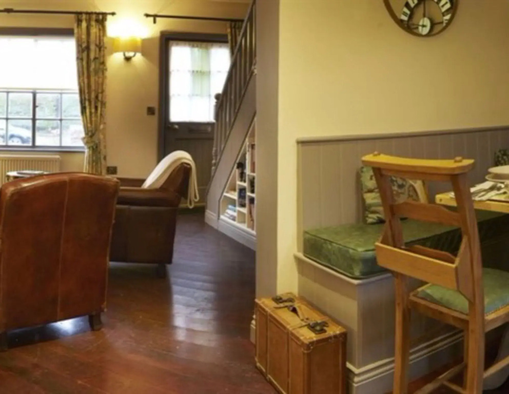 The Plough Inn & Cottages