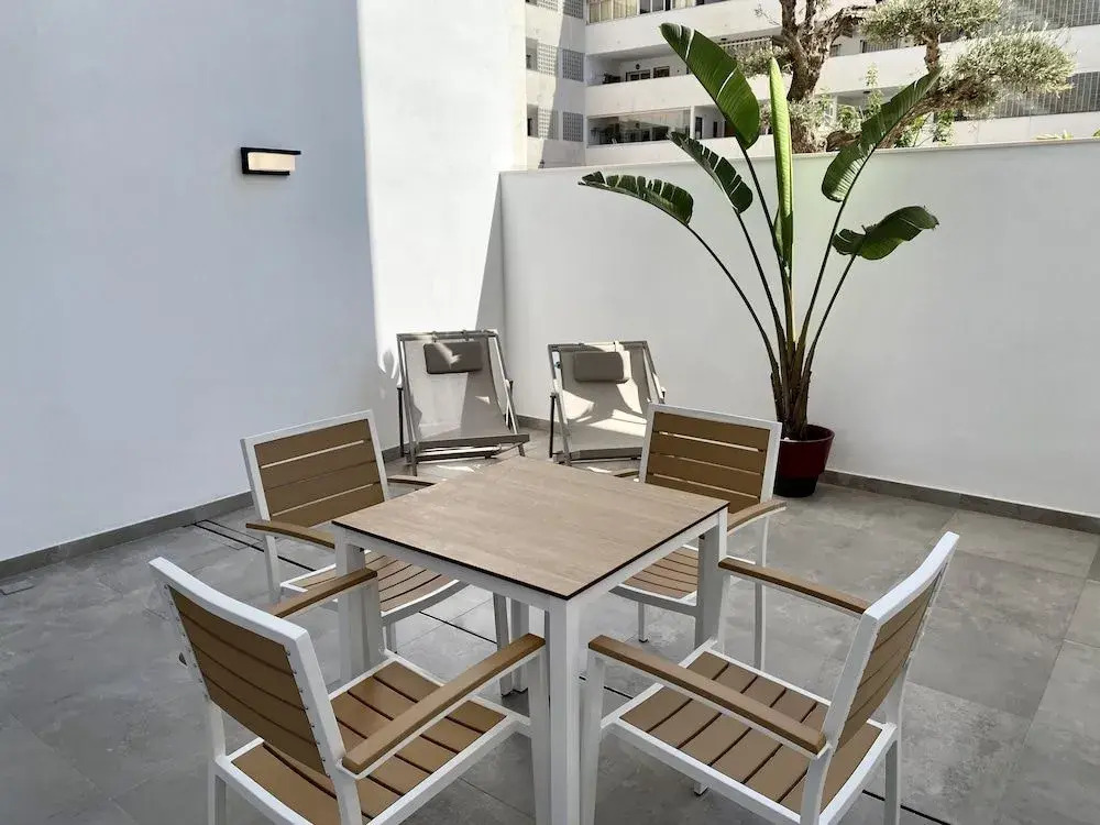 Caleyro Boutique Apartments - "Parking incluido"