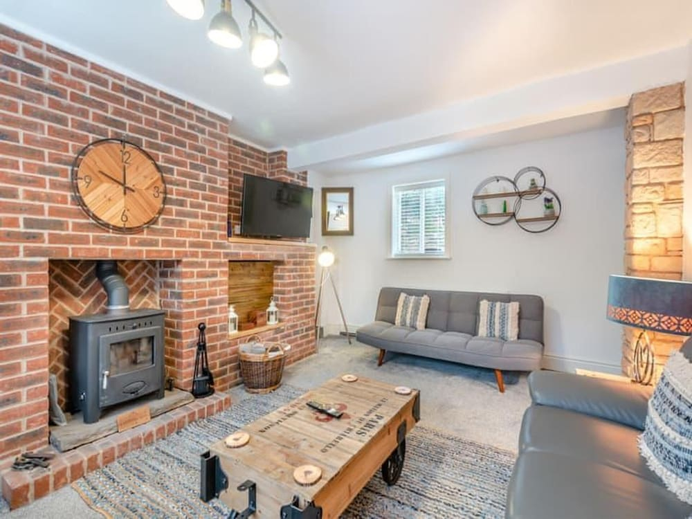 Cozy Countryside Cottage Retreat in Elkesley