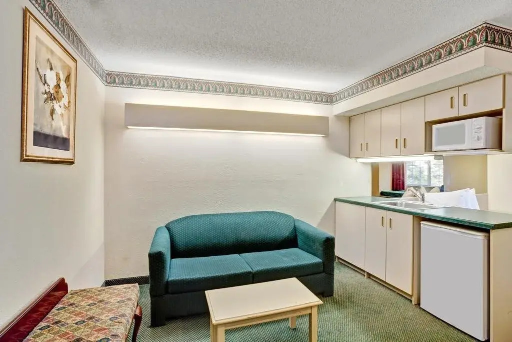 Stay Express inn and Suites Atlanta Union City