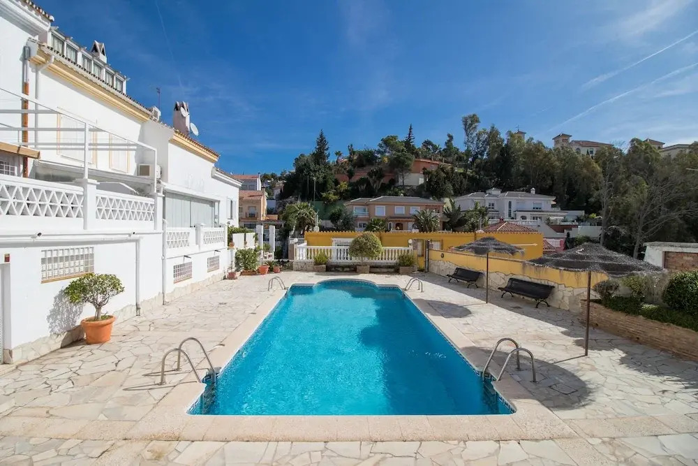 House with Garden & Pool in Malaga