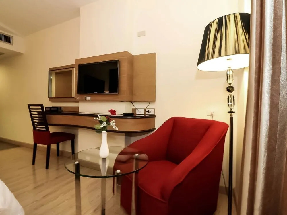 Nida Rooms Classical Suan Luang Srinakarin
