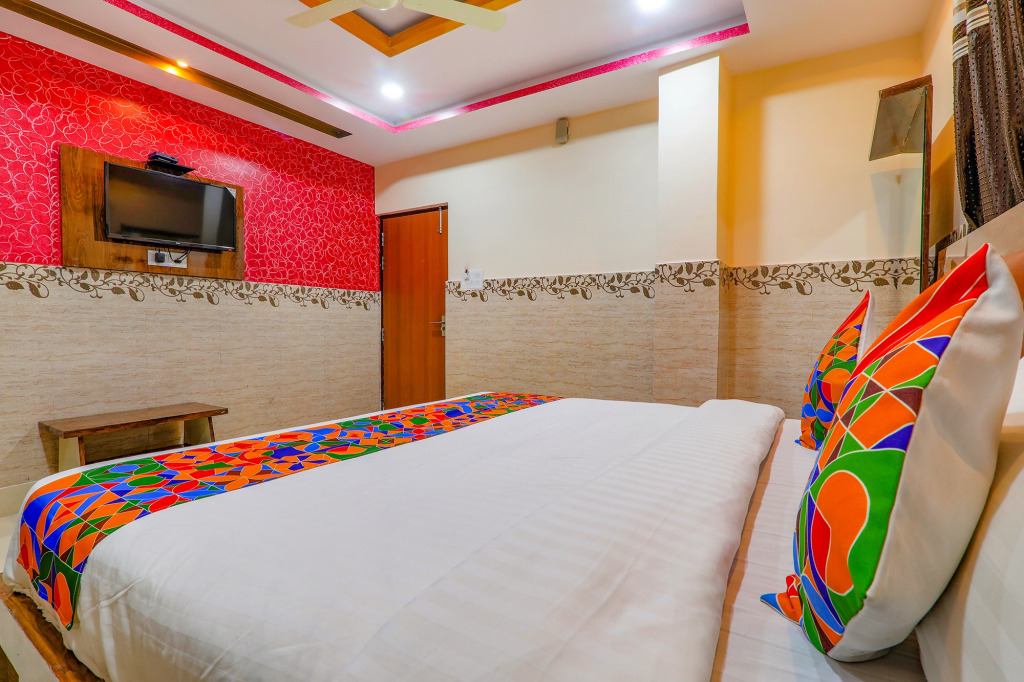 FabHotel Shree Galaxy