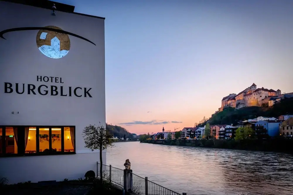 Hotel Burgblick, bei Burghausen