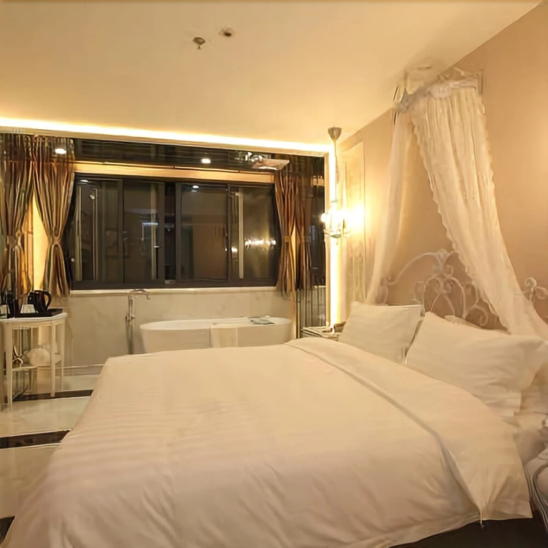 Q+ Wei'ai Boutique Fashion Hotel