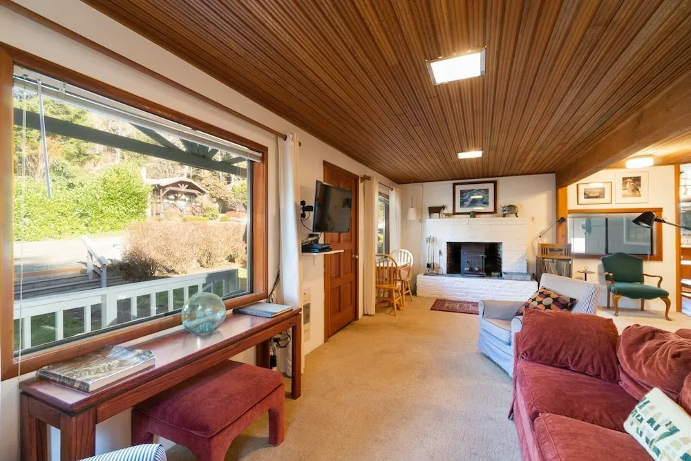 The Sea Slug 2 Bedroom Cottage