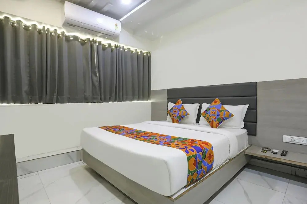 FabHotel S.S - Opp. Vishwakarma Engineering College
