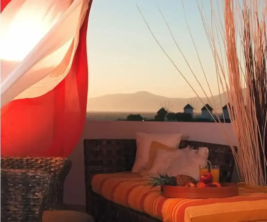 Poseidon Hotel Suites