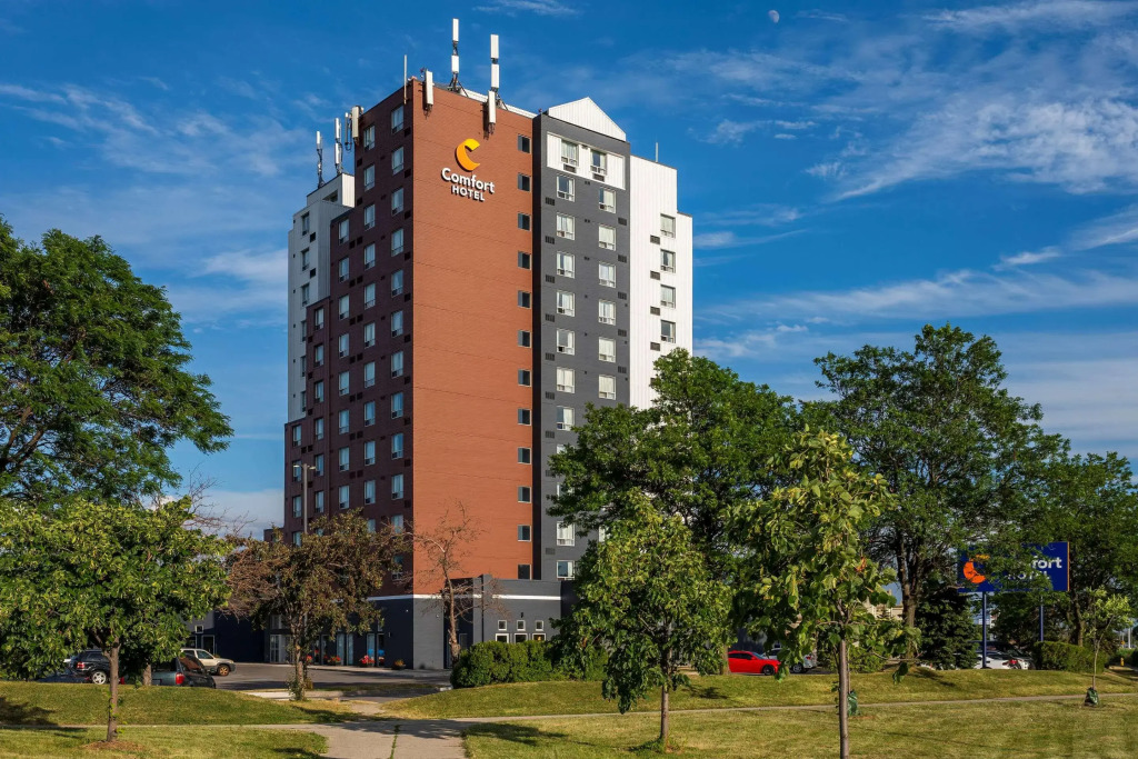 Comfort Hotel Airport North