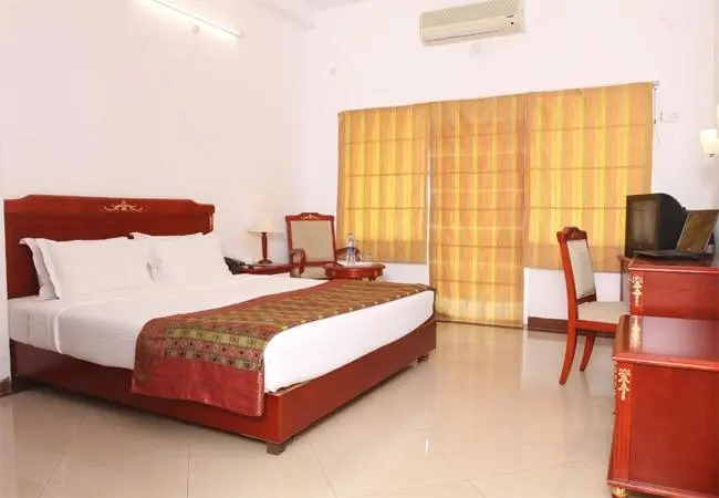 RNS Highway Hotel