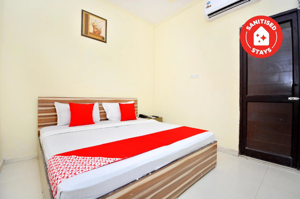 OYO 39867 Hotel arora inn