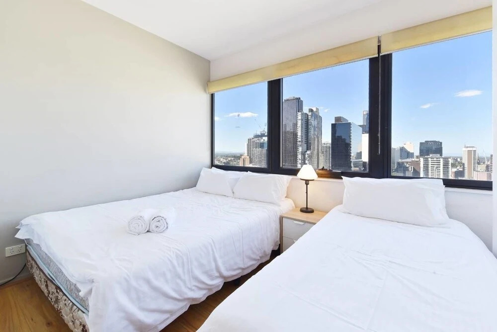 3 Bedrooms above Emporium Shopping Centre