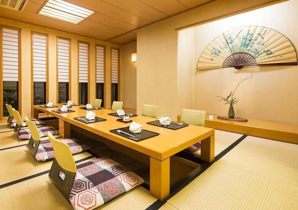 Kanazawa Hakuchoro Hotel Sanraku -Natural Hot Spring