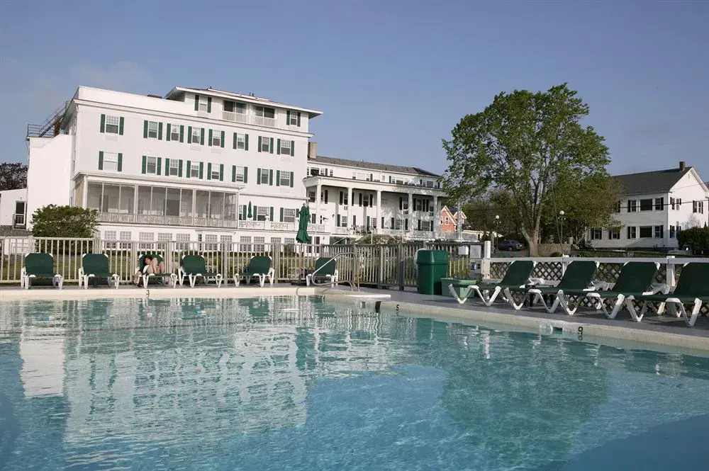 Emerson Inn By The Sea