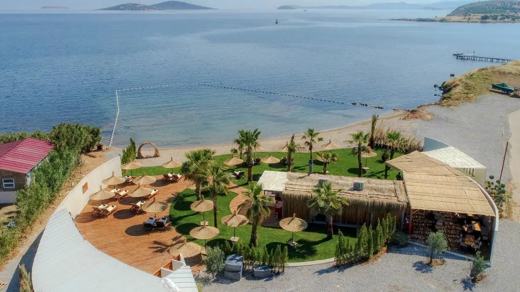 Parna Hotel