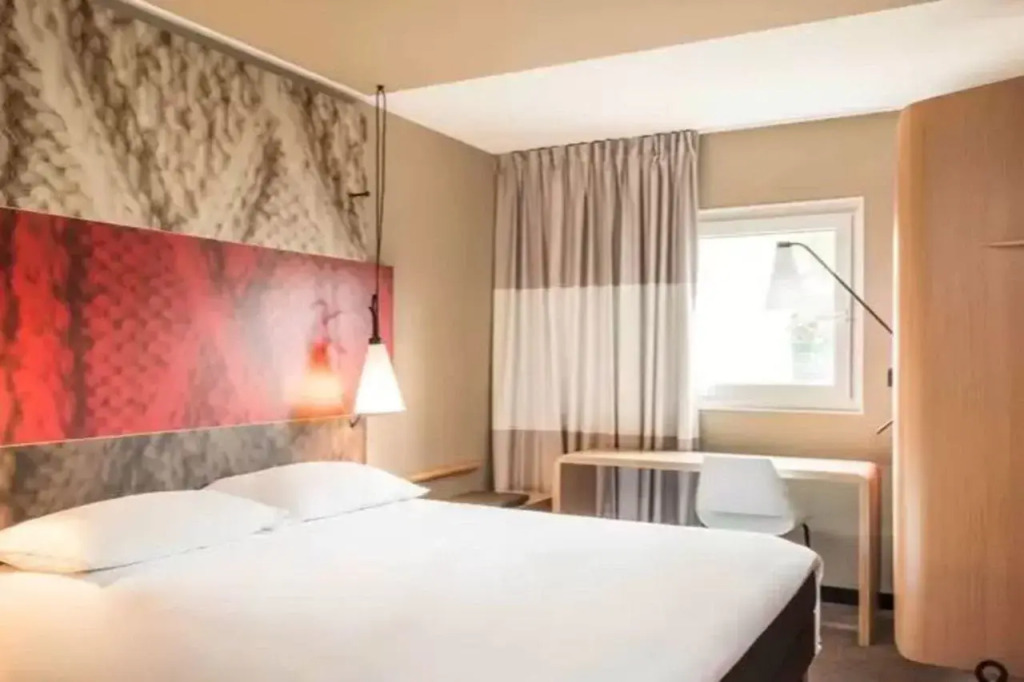 ibis Paris Porte de Clichy Centre