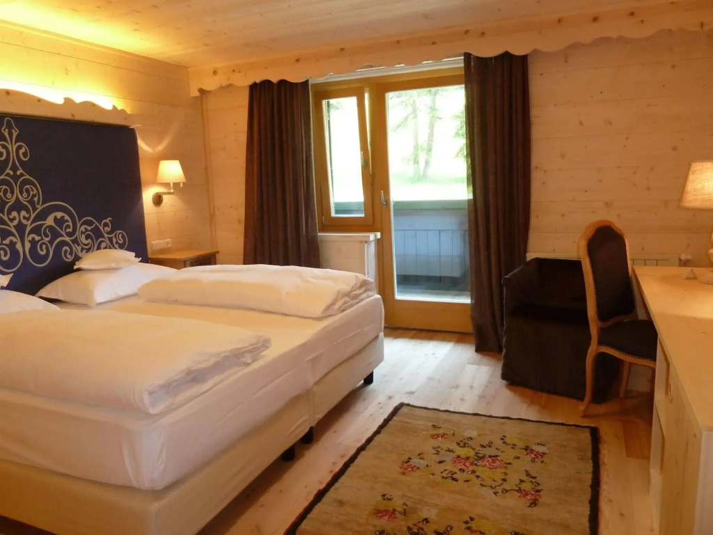 Hotel Ciasa Salares