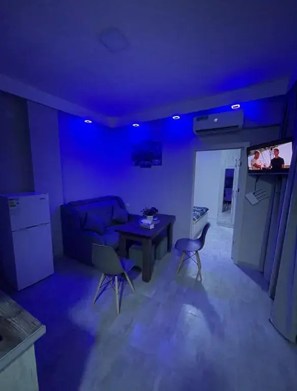 Comfy Apartment with a Spacious Balcony Self Check In