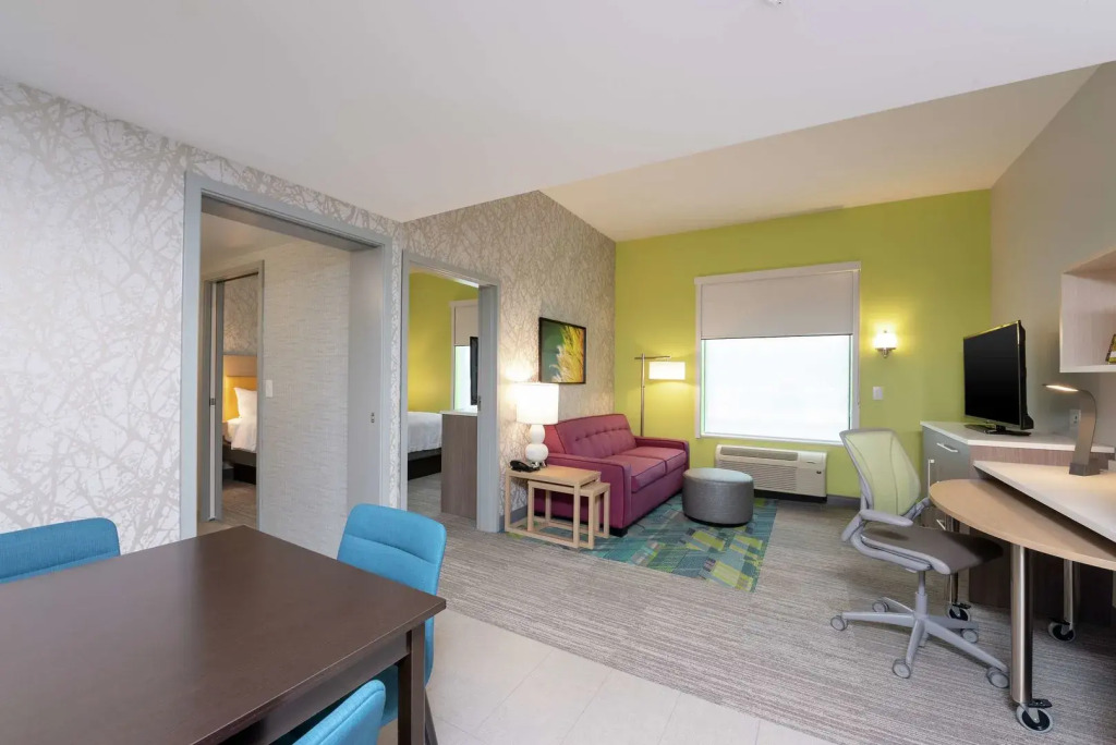 Home2 Suites By Hilton Indianapolis Airport