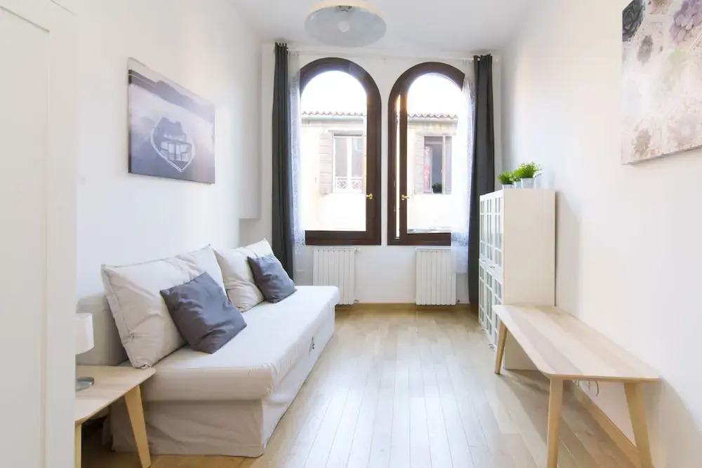 Graceful Venice Barnaba Suite by Ca-sa Check