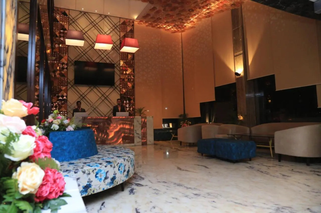 Pristine Hotel