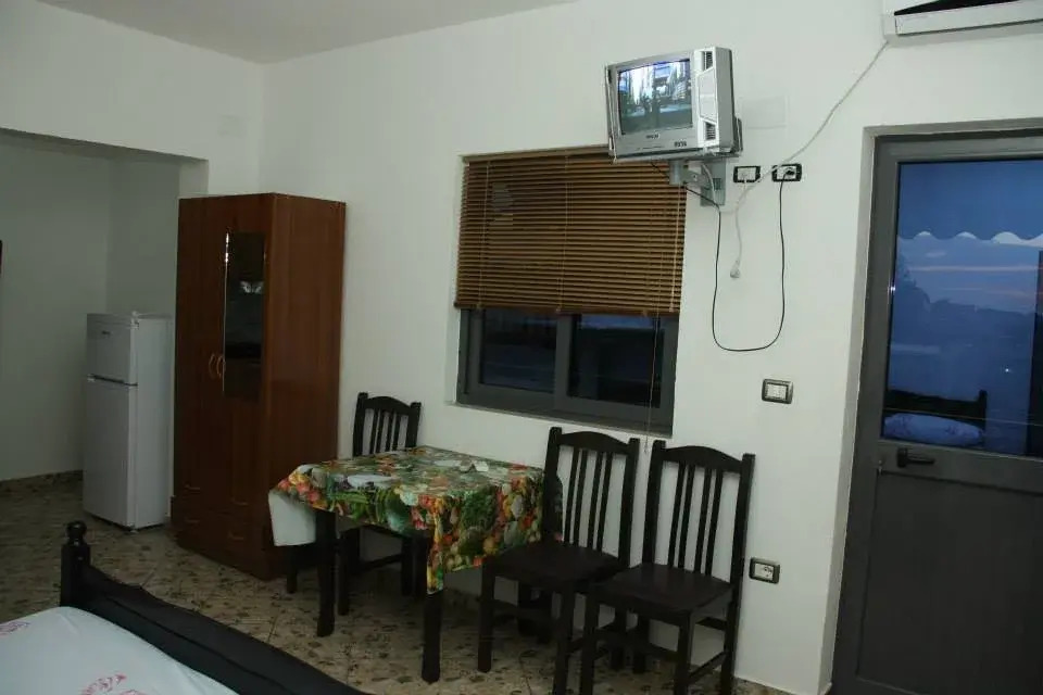 Aleks Hotel