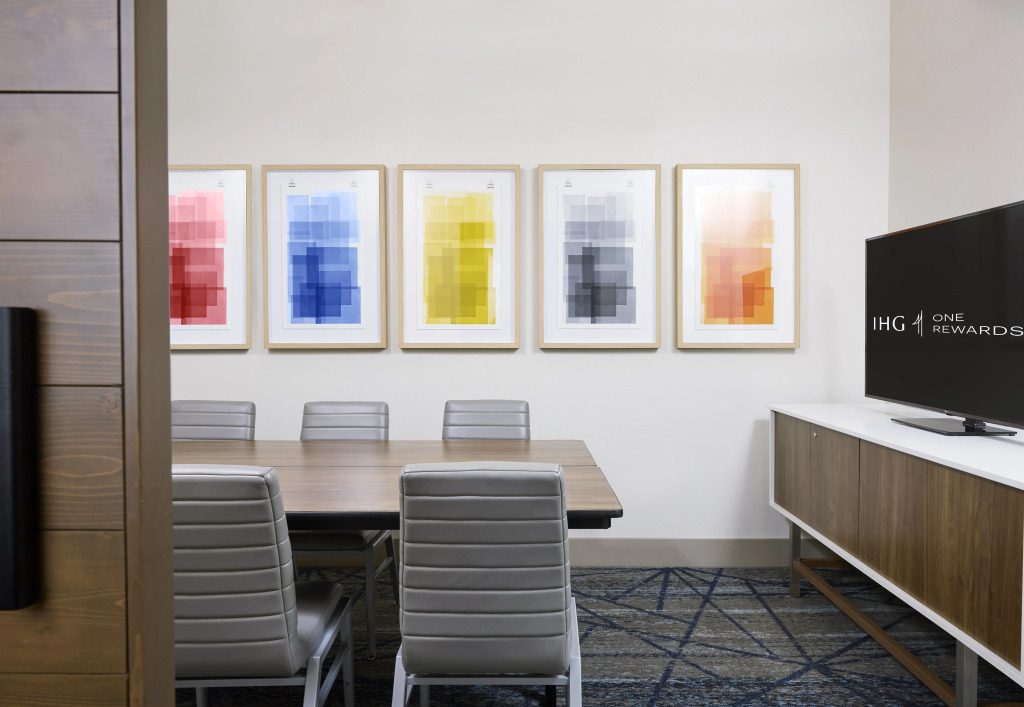 Holiday Inn Express And Suites Elgin Chicago Northwest by IHG