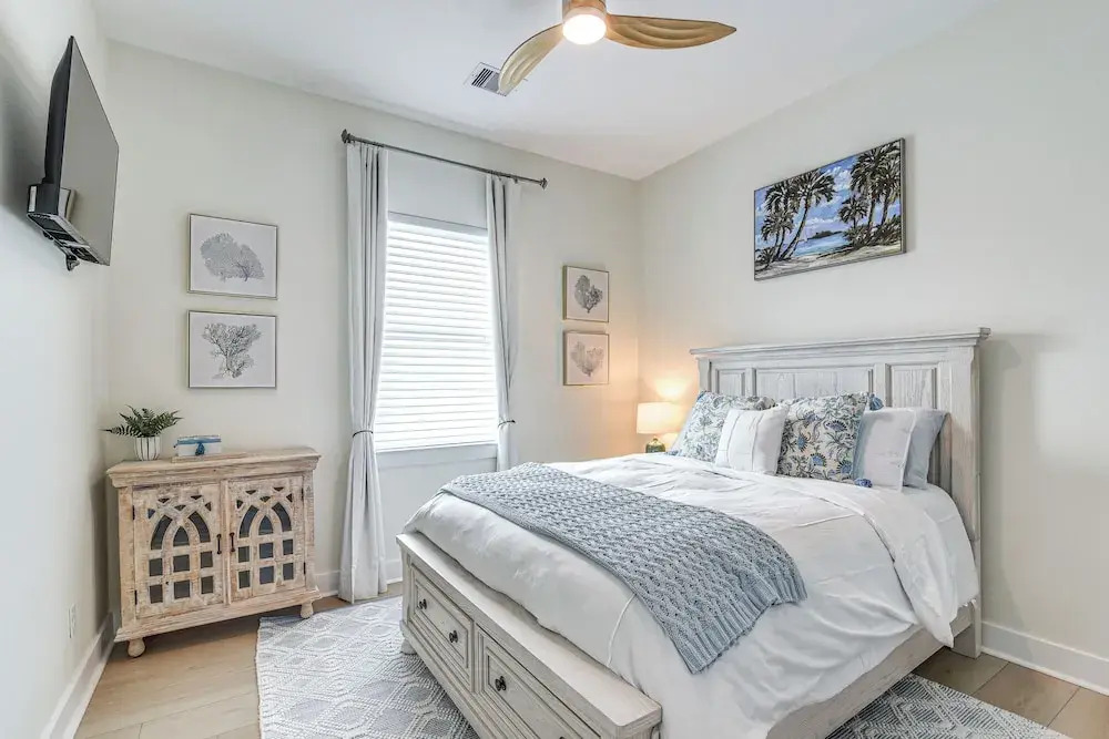 Walk to Beach: Galveston Gem w/ Pool Access