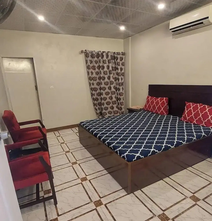 Light Family Couple Guest House