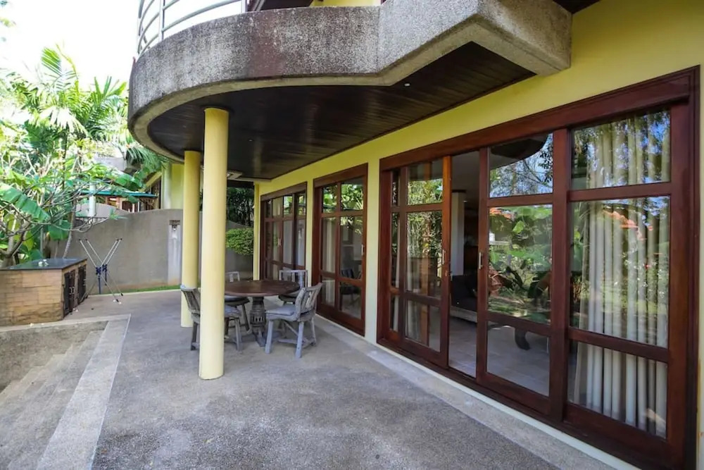 6 Bedroom Twin Villas on Beach Front Resort 25/12